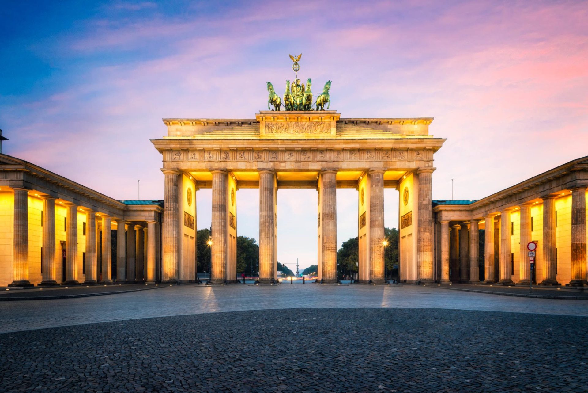 thC3A0nh phE1BB91 khE1BB9Fi nghiE1BB87p Berlin C490E1BBA9c